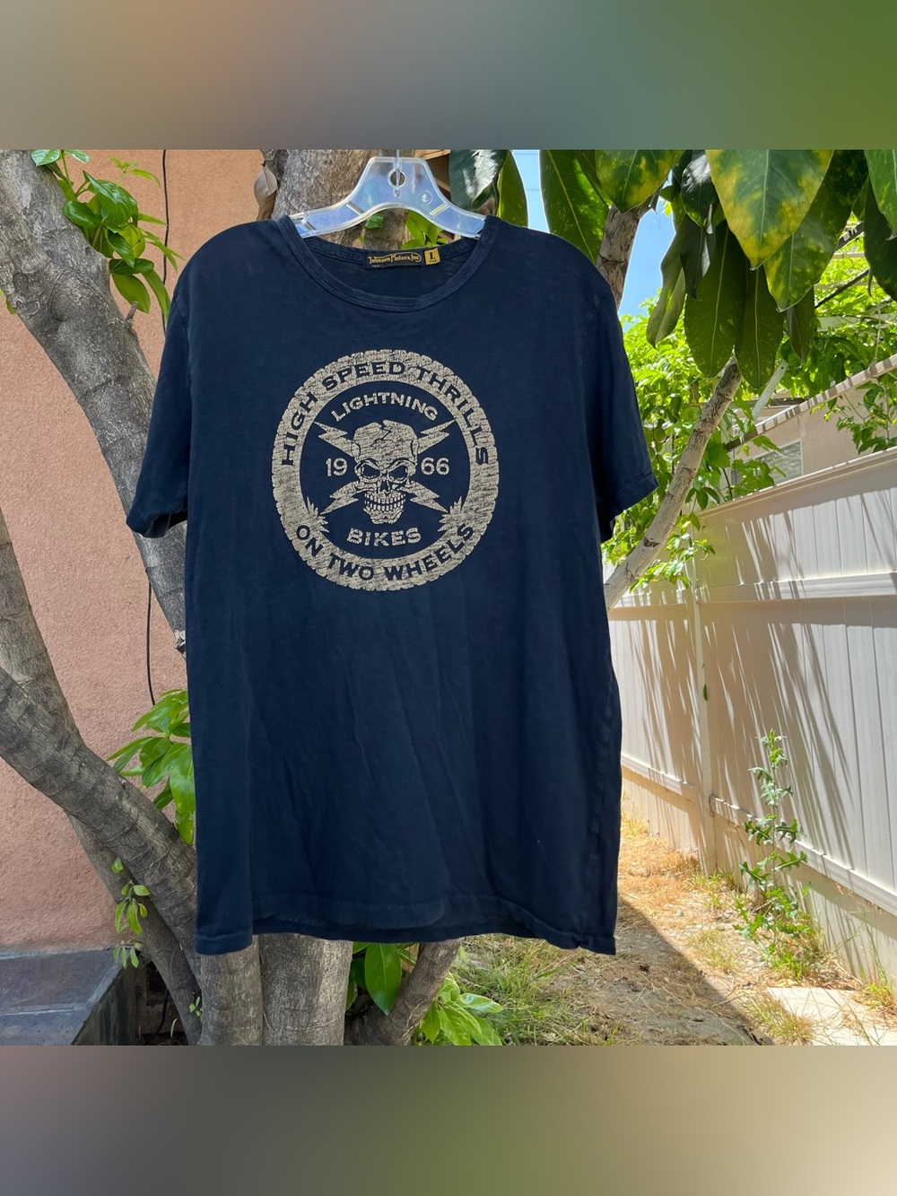 Johnson Motors Black "High Speed Thrills" Graphic T-Shirt . - Picture 2 of 9